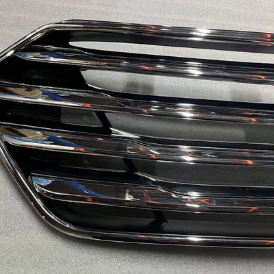 13-16 Grille frontale moderne de Santa Fe en noir et chrome avec œil unique 86350B8000