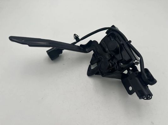 Le véhicule est équipé d'une boîte de vitesses de 10 mm.