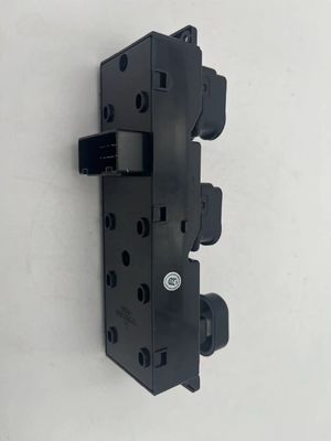 Processus d'emboutissage Commutateur de vitre avant gauche de puissance Commutateur de vitre d'ascenseur OEM 93570-1r111935701r111